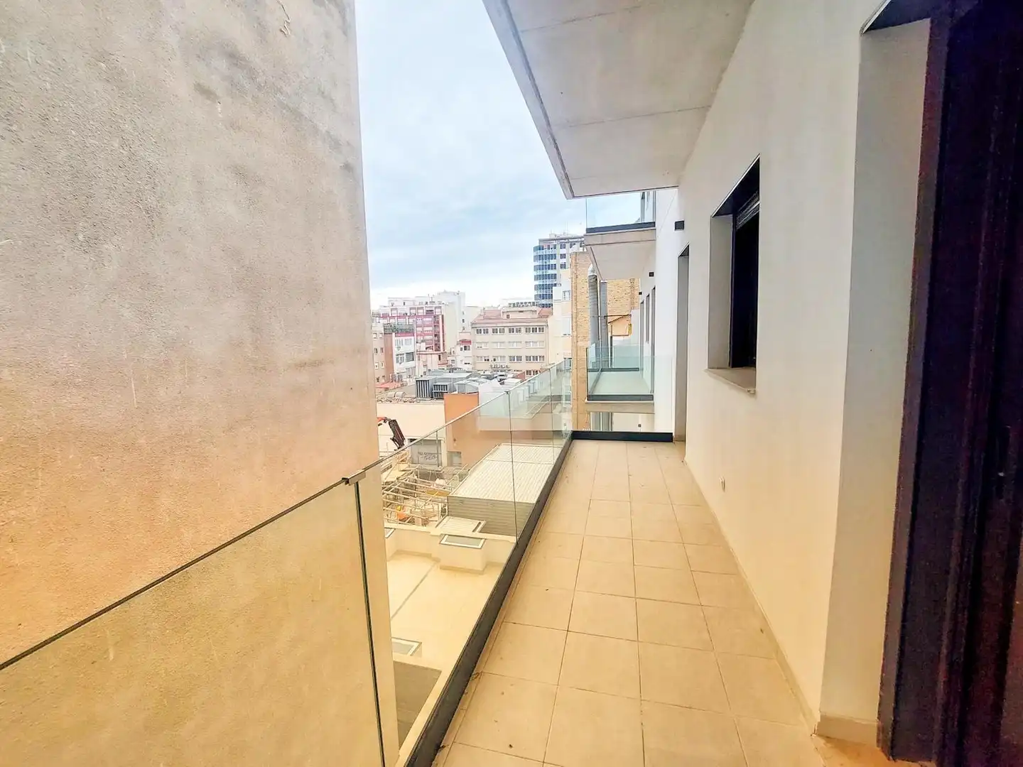 Terraza de Piso de alquiler en Tarragona con Aire acondicionado, Calefacción y Parquet