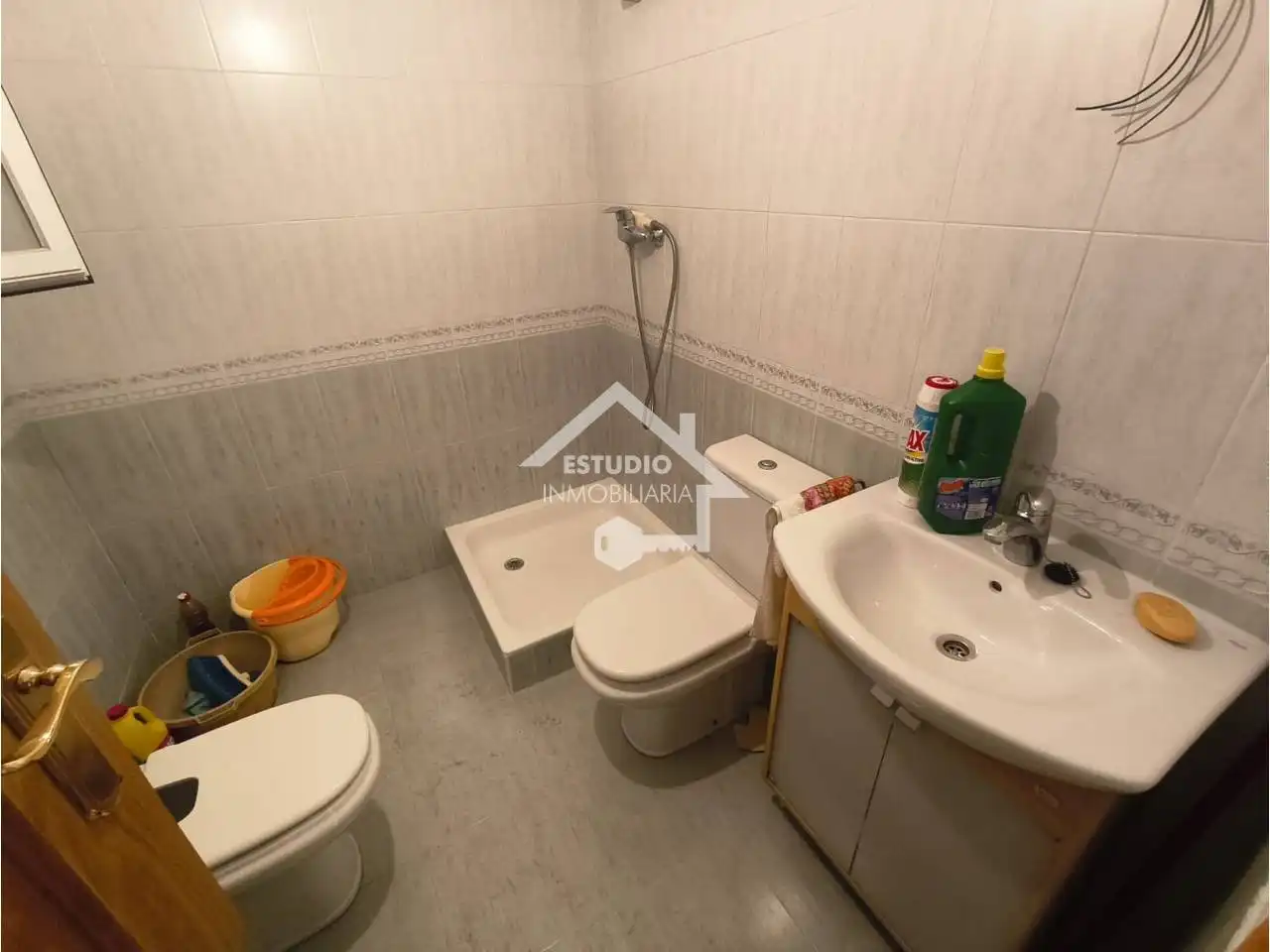 Bathroom of Flat for sale in Mendavia, Navarra