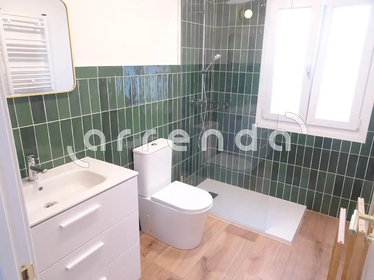 Bathroom of Flat for rent in Santander  with Heating and Furnished