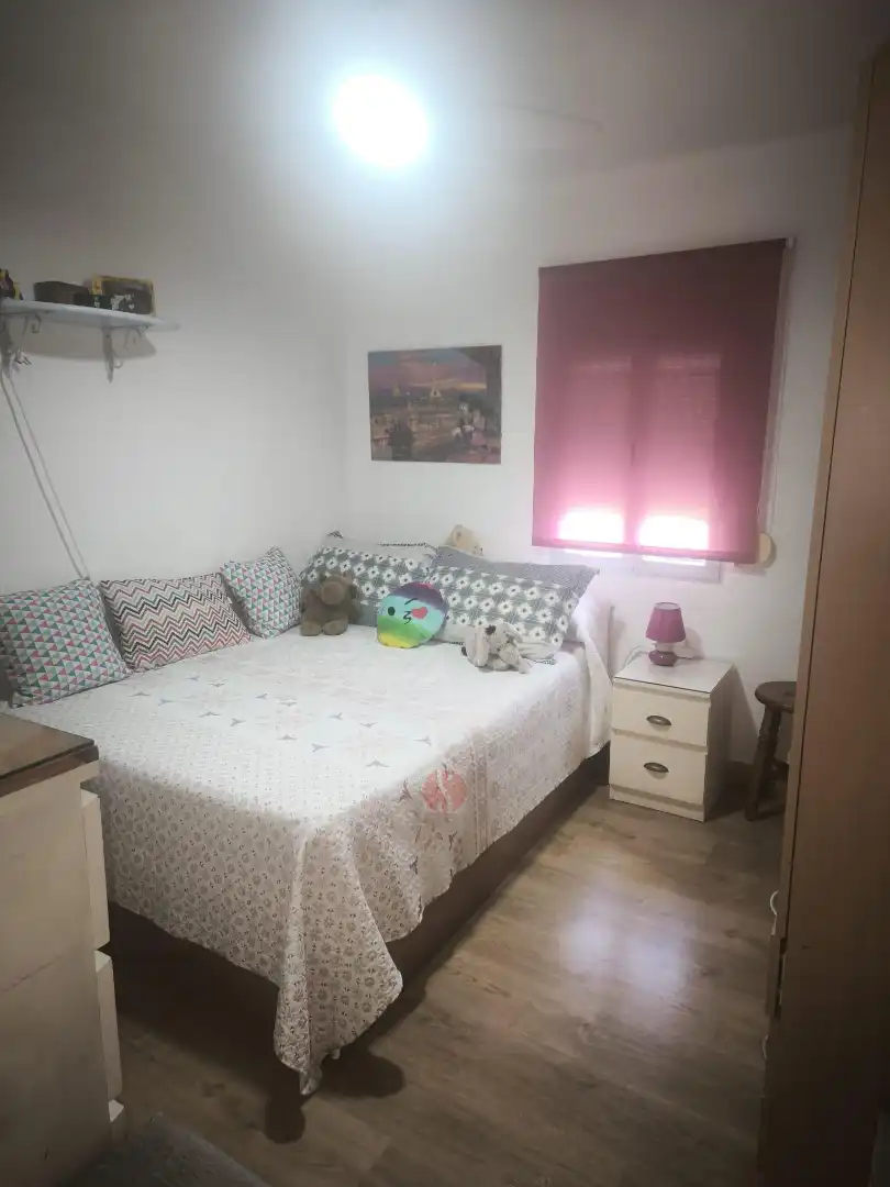 Bedroom of Flat for sale in Zaidín