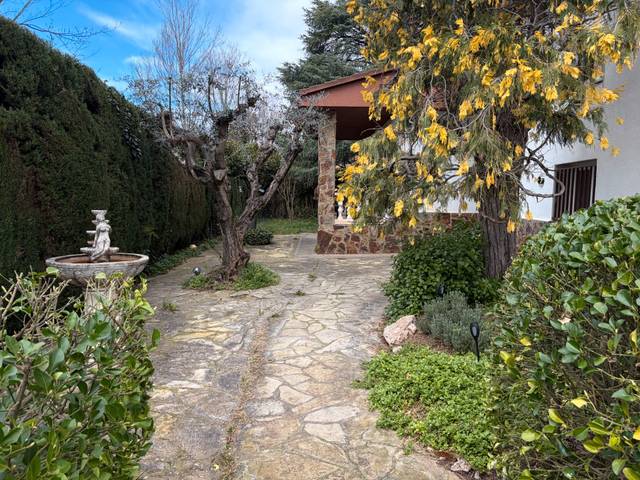 Casa-chalet en Venta en Can Serra