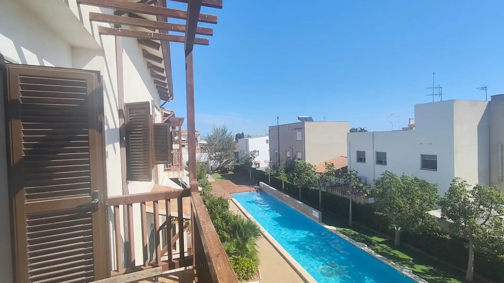 Duplex with pool to rent in D'en Pla