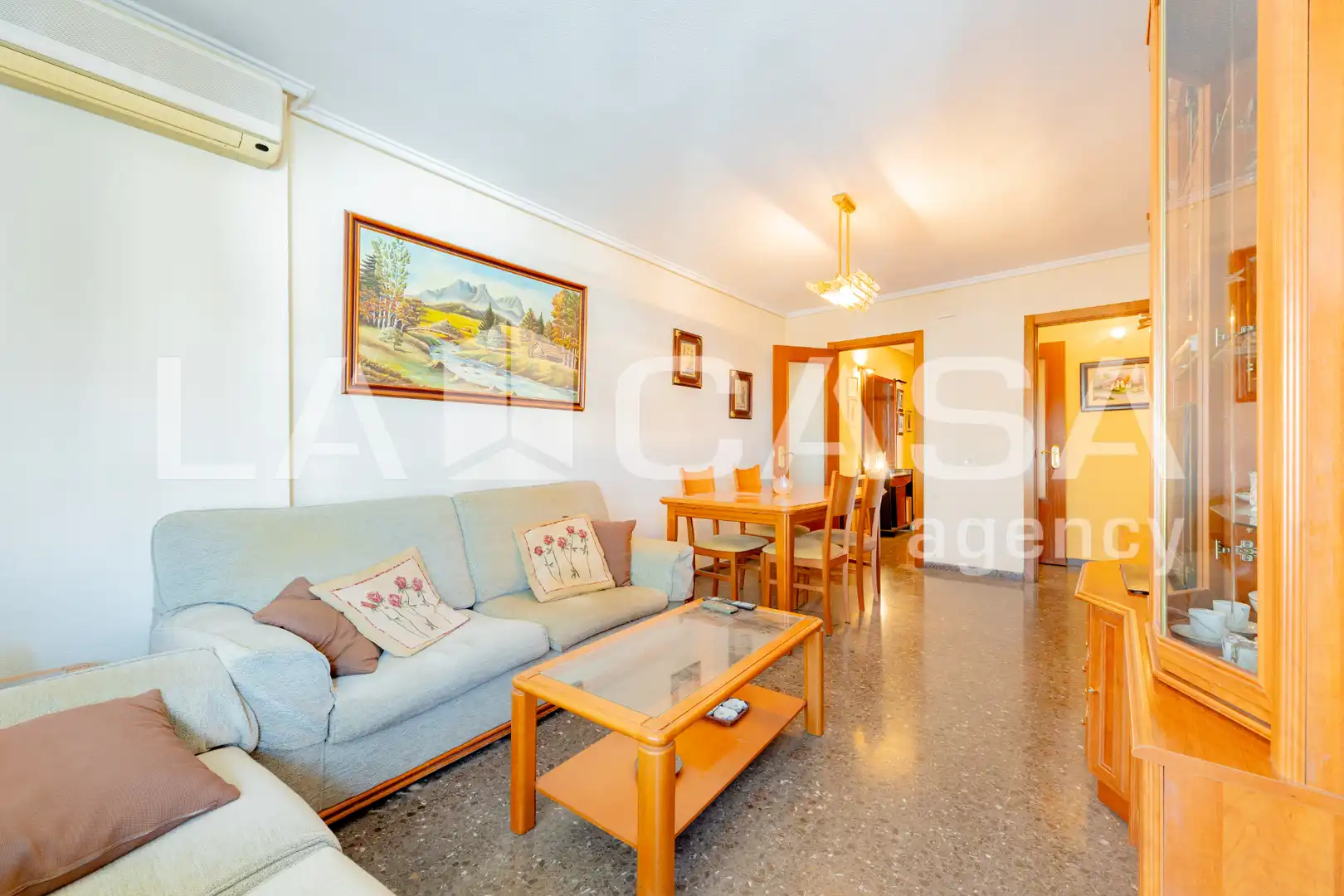 Living room of Flat for sale in Valencia  with Air Conditioner and Balcony