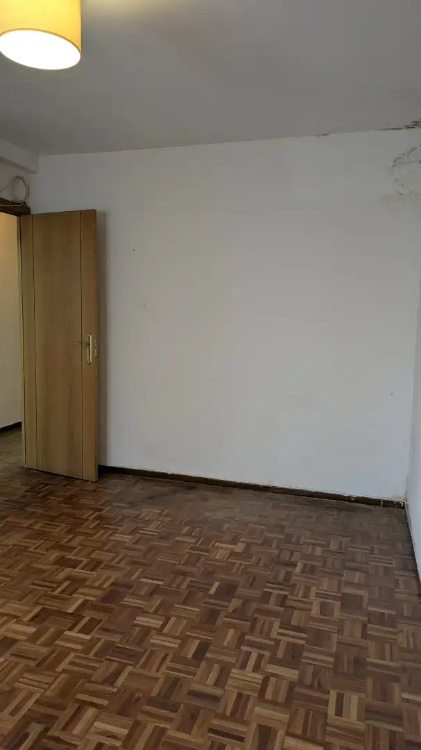 Piso en venta en Madrid con Calefacción y Terraza