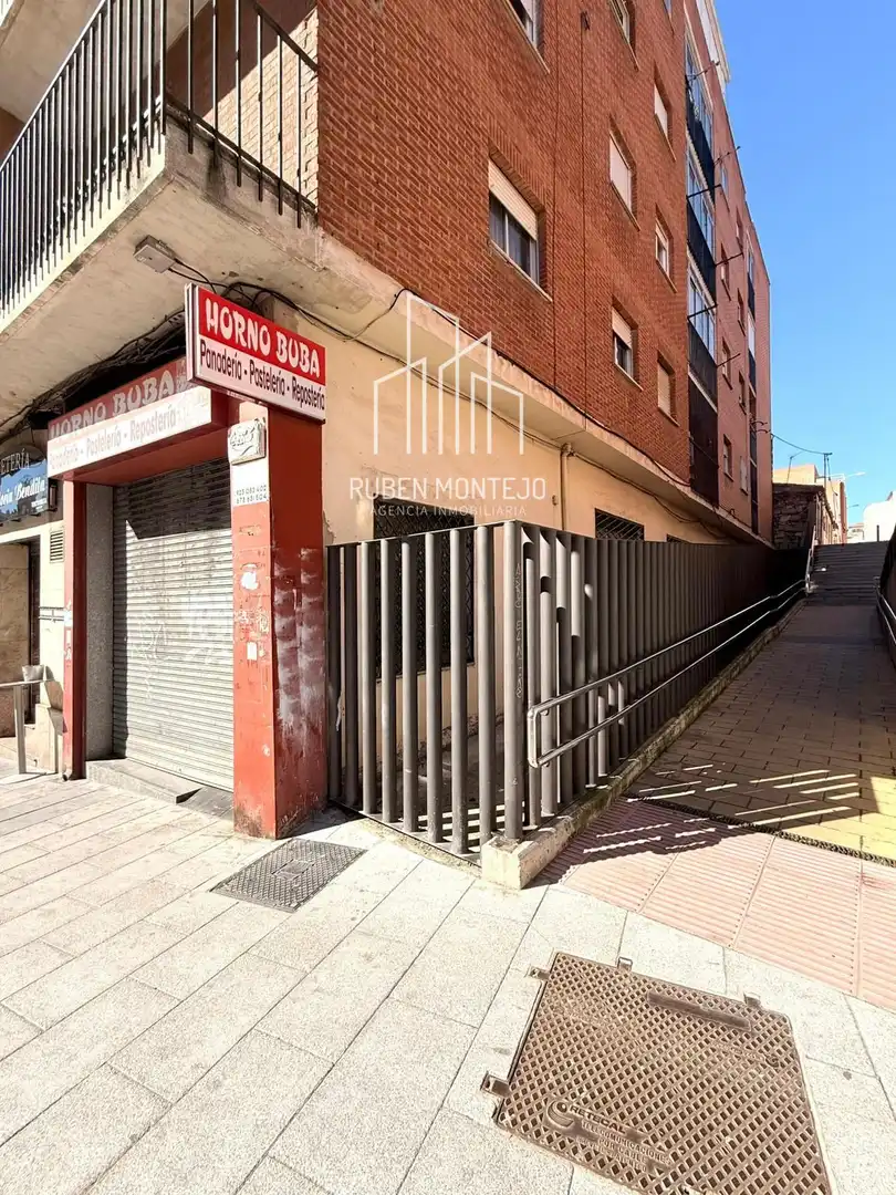 Business premises for sale in Ledesma, imagen 4