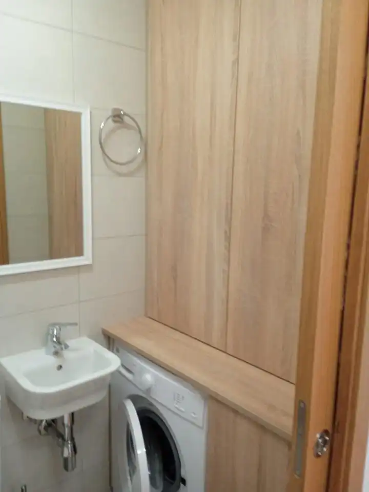 Baño de Piso de alquiler en Santiago de Compostela  con Calefacción, Terraza y Amueblado