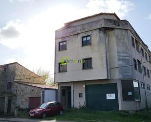 Exterior view of Garage for sale in Pontecesures