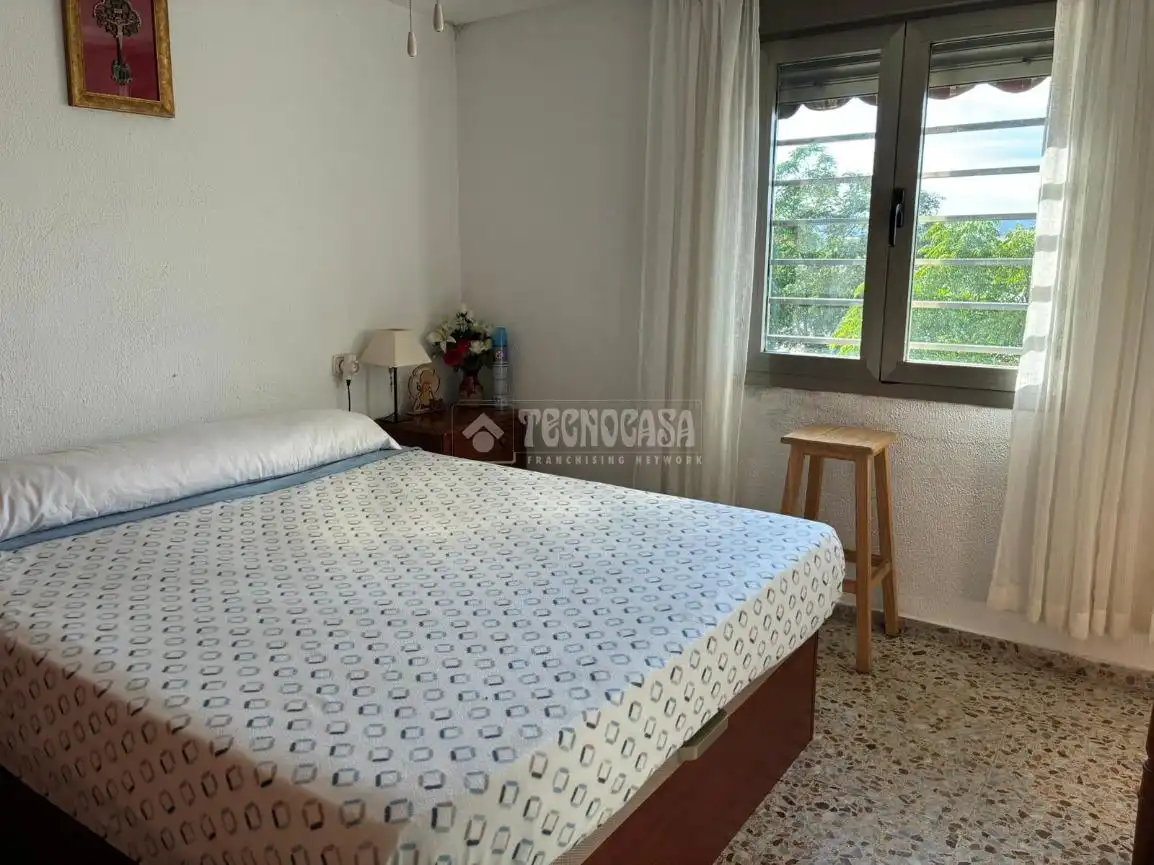 Schlafzimmer von Wohnung zum Verkauf in Córdoba