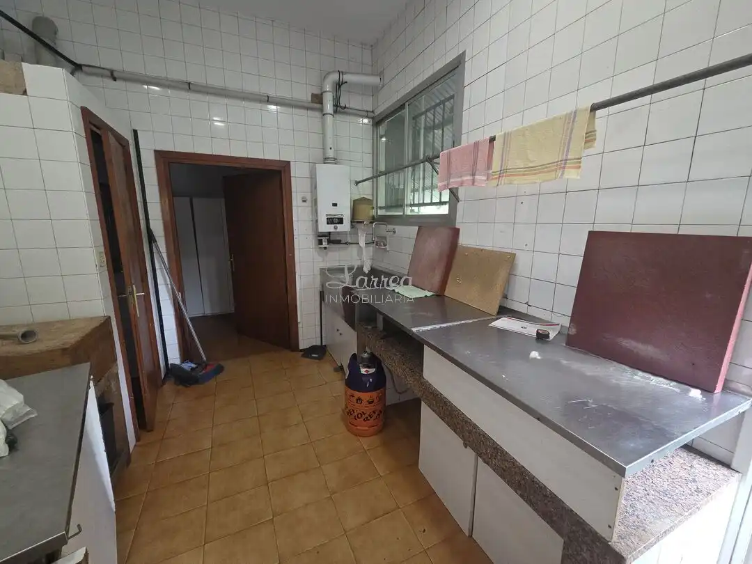 Küche von Geschaftsraum zum Verkauf in Amorebieta-Etxano