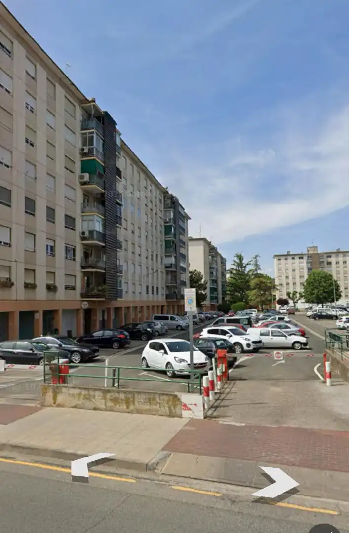Exterior view of Flat for sale in  Logroño  with Heating, Furnished and Balcony