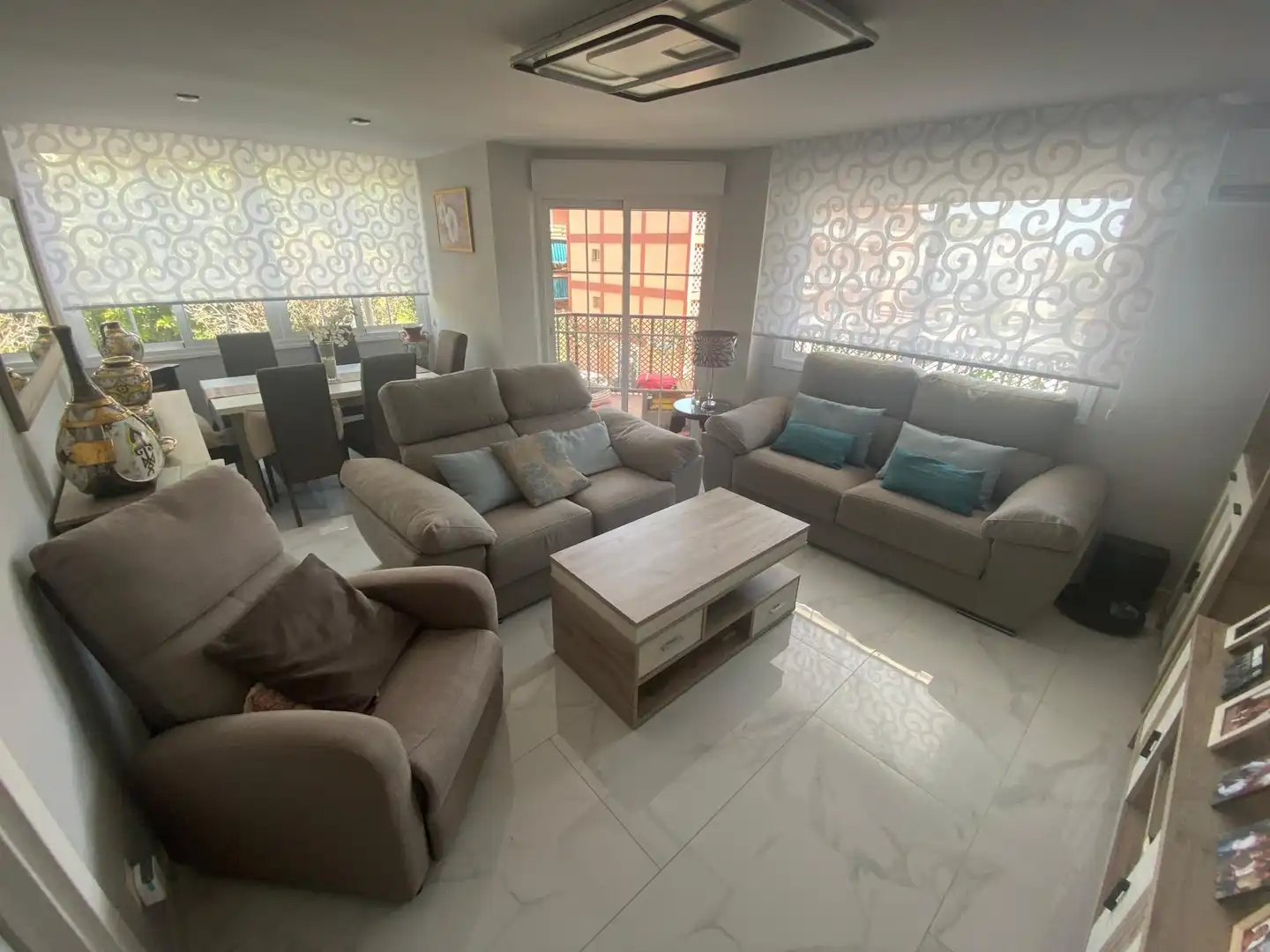 Living room of Flat for sale in Vélez-Málaga  with Air Conditioner and Terrace