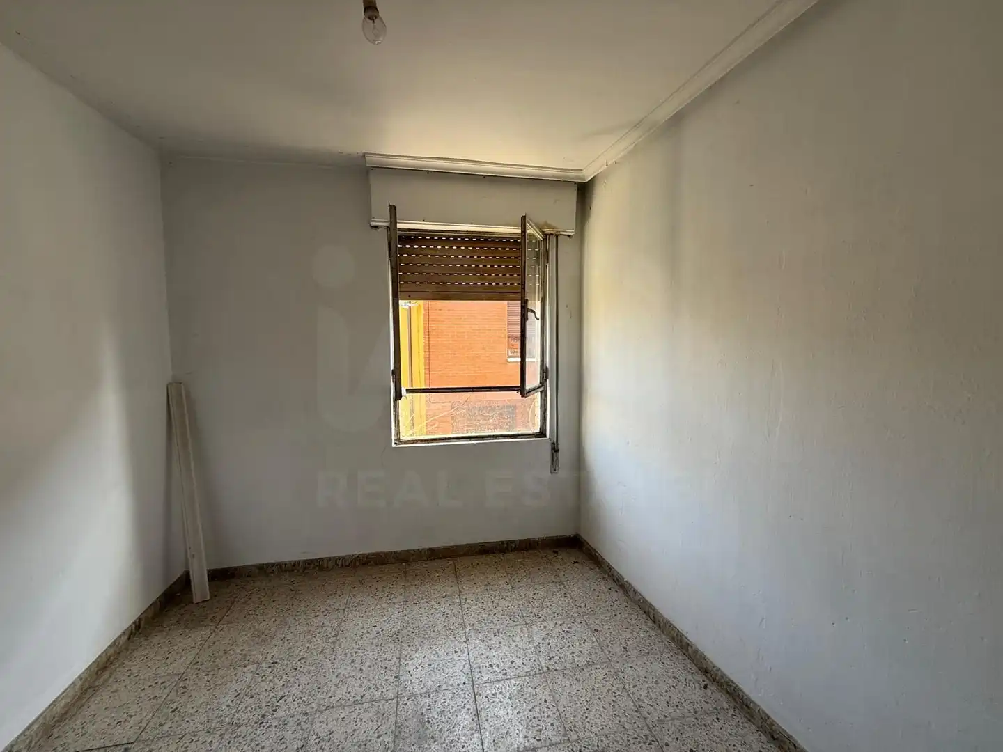 Bedroom of Country homes for sale in Onzonilla