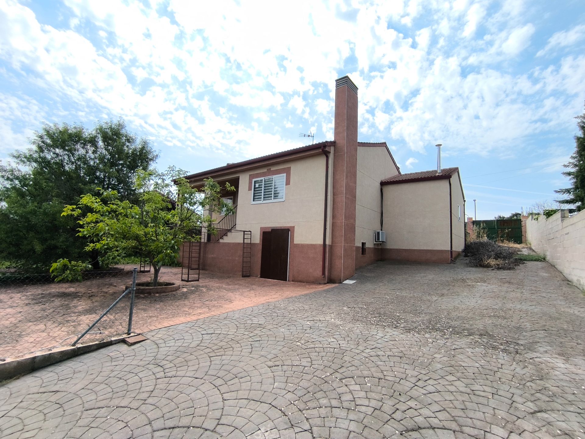 Haus oder Chalet zum verkauf in Calle Chopos, 33, Hontoba