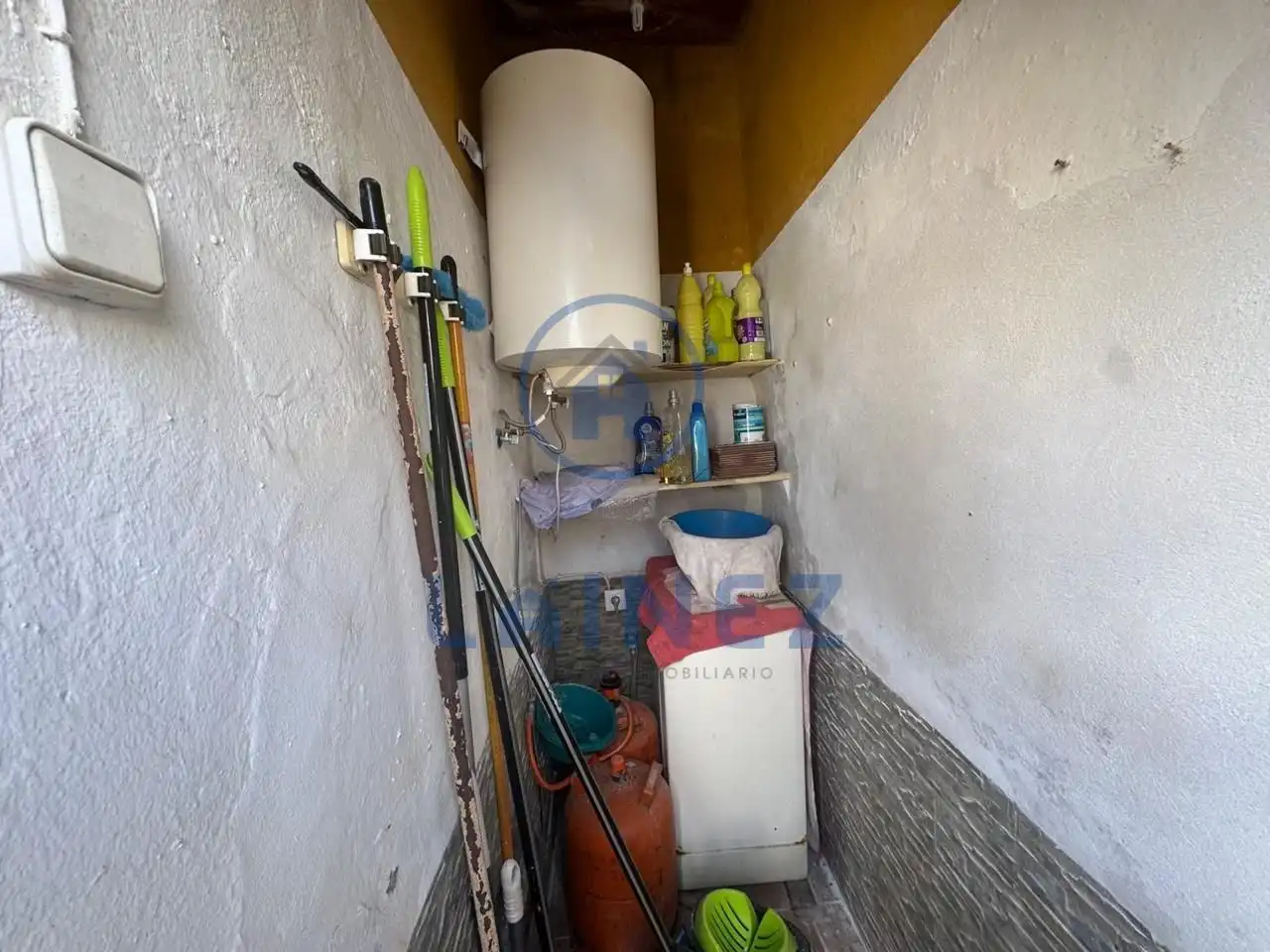 Houses for sale in Belmez  with Air Conditioner, Private garden and Storage room