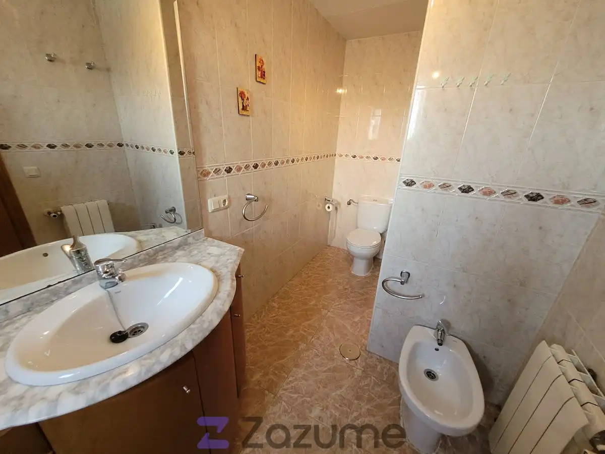 Badezimmer von Wohnung zur Miete in San Cristóbal de Segovia mit Heizung, Möbliert und Ofen
