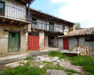 Vista exterior de Casa o xalet en venda en Merindad de Sotoscueva
