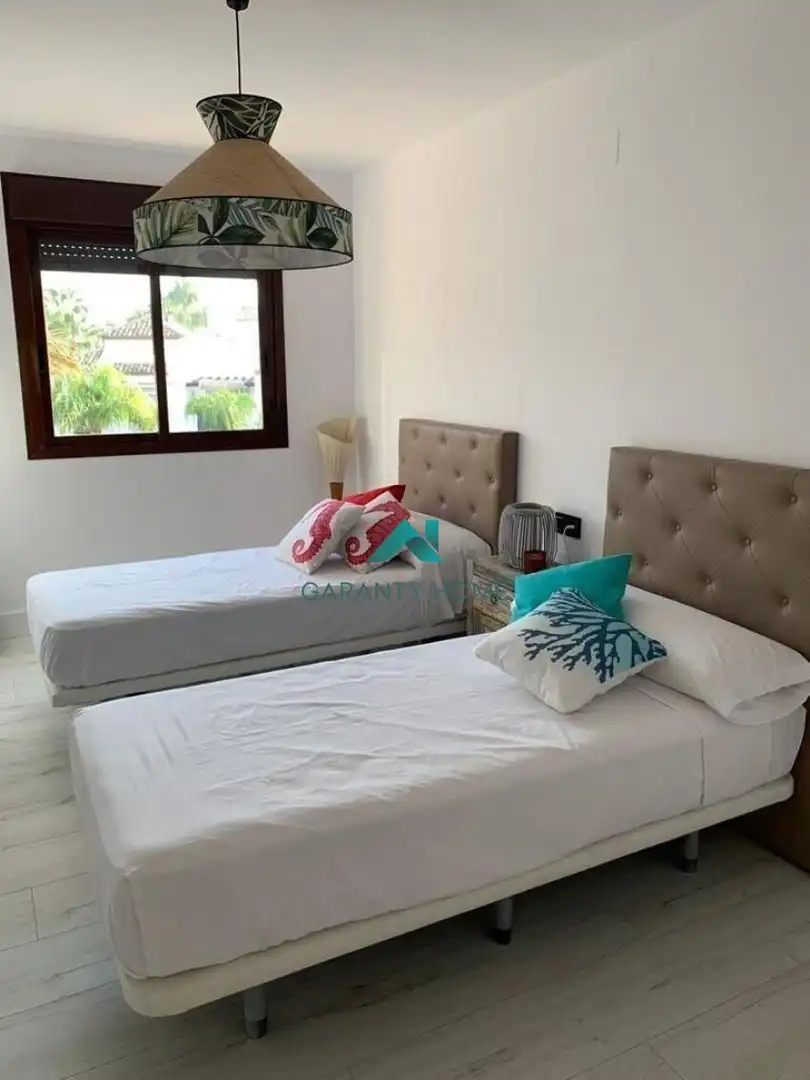 Bedroom of Flat for rent in Estepona  with Air Conditioner, Terrace and Storage room