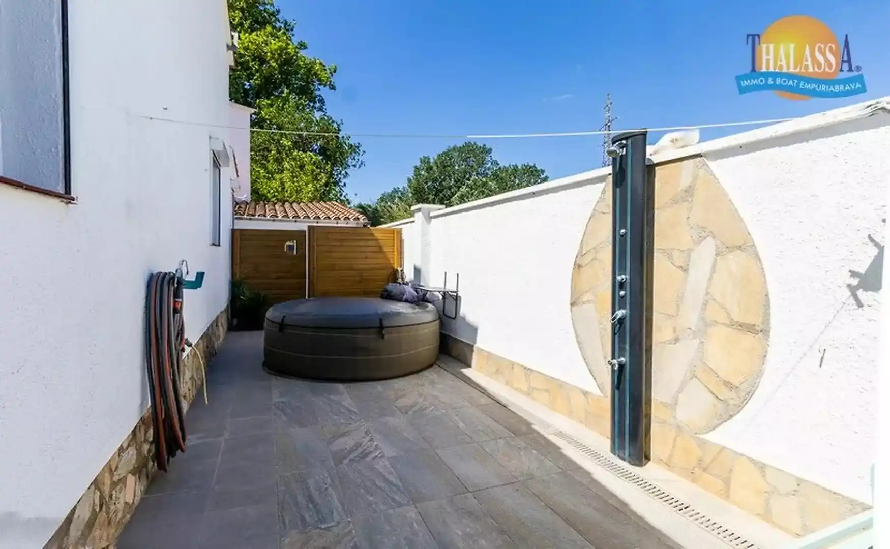 Terrace of Houses for sale in Empuriabrava  with Air Conditioner and Furnished
