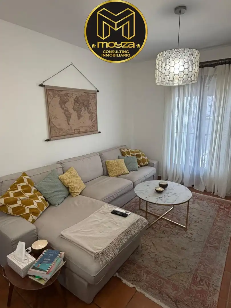 Living room of Flat for sale in Baeza, Jaén
