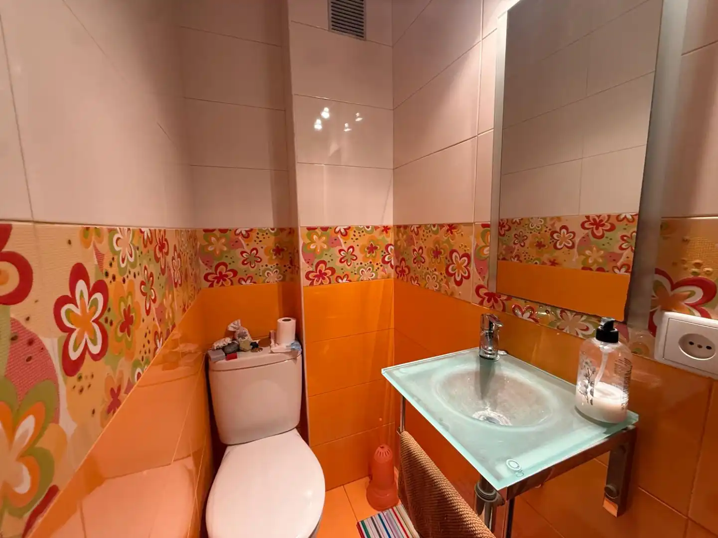 Badezimmer von Wohnung zum Verkauf in Castrillón mit Heizung, Privatgarten und Terrasse