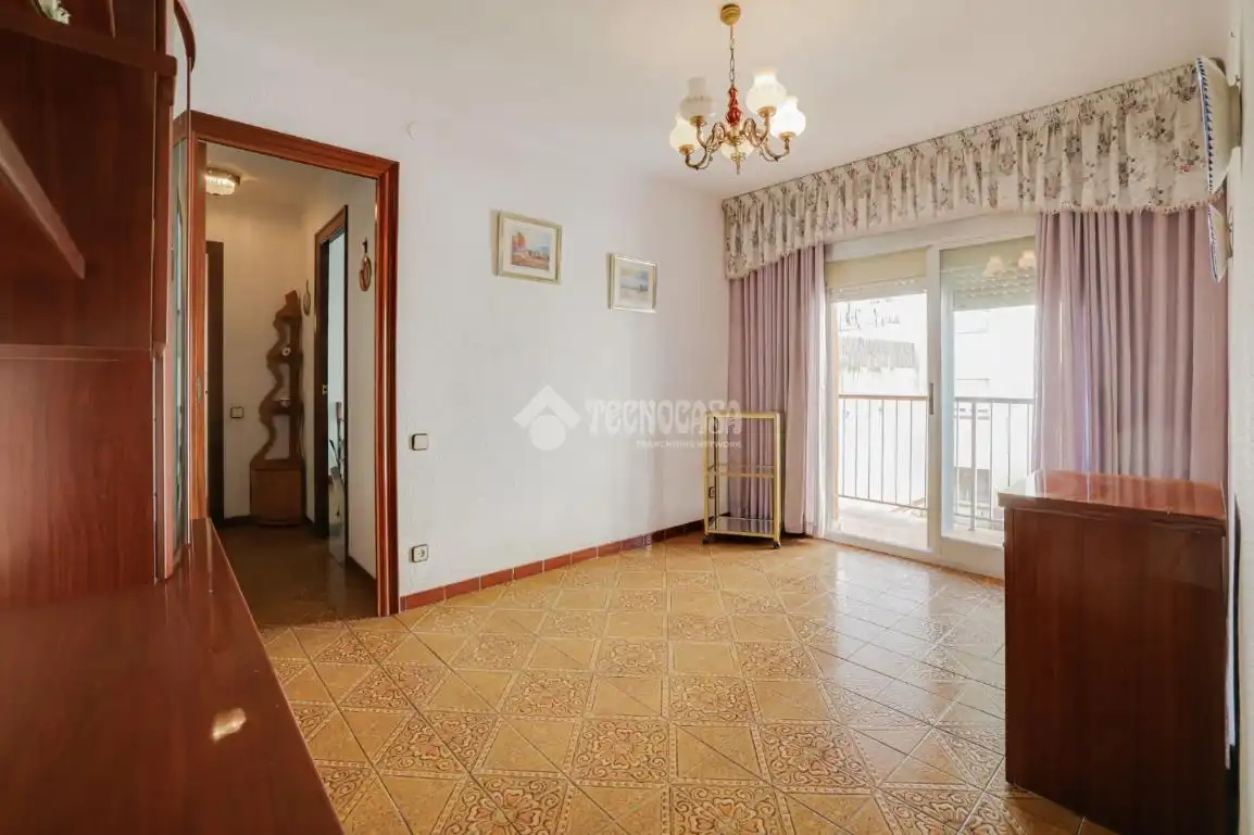 Habitación de Piso en venta en Sant Boi de Llobregat con Balcón