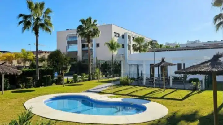 Vista exterior de Dúplex en venda en Jerez de la Frontera amb Aire condicionat, Terrassa i Traster