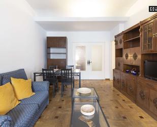 Sala d'estar de Apartament per a compartir en  Madrid Capital amb Aire condicionat, Calefacció i Terrassa