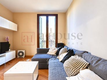 Wohnung mit Balkon zum Verkauf in Carrer de la Diputació