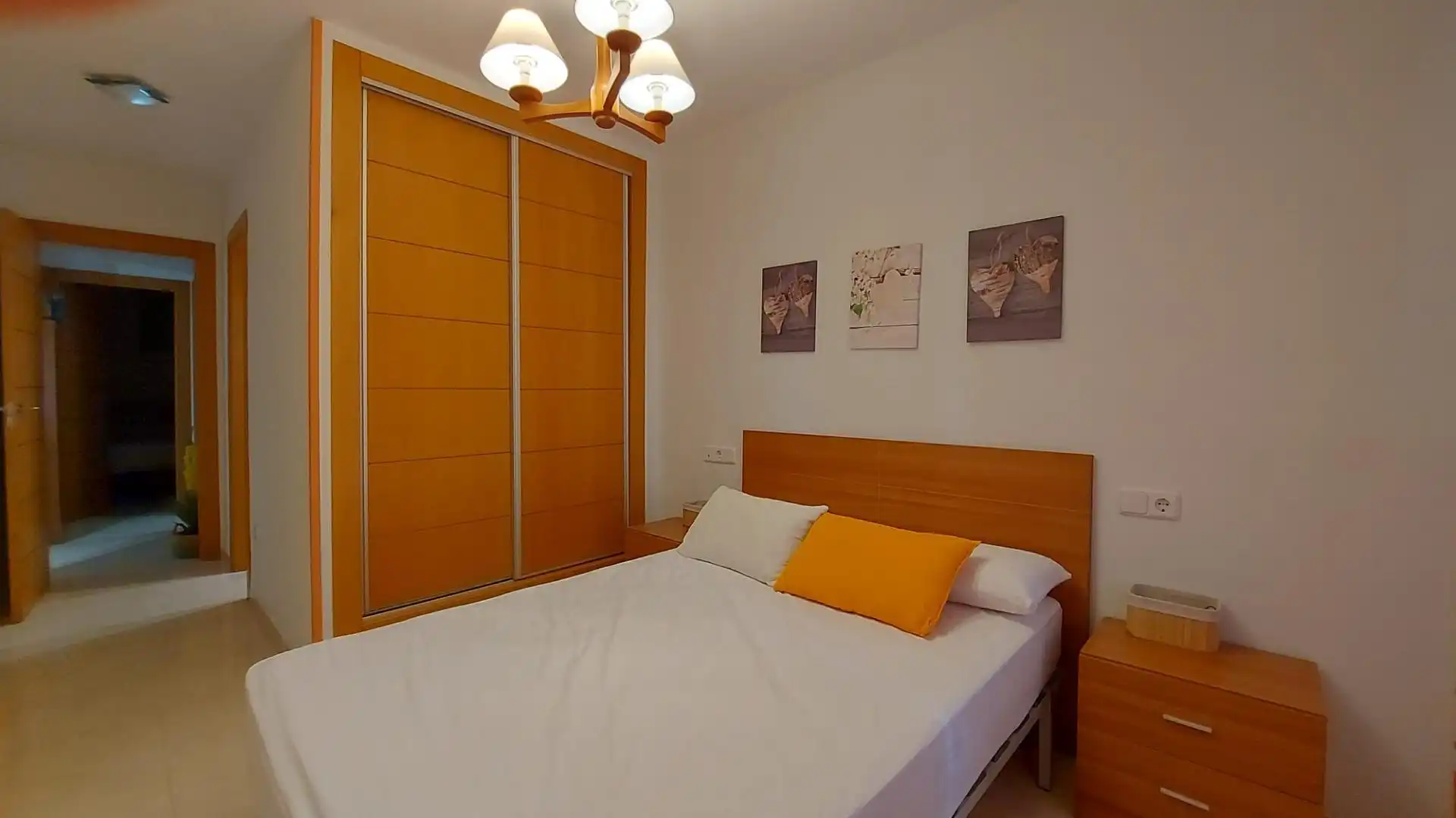 Habitación de Piso de alquiler en El Ejido con Aire acondicionado, Amueblado y Piscina comunitaria