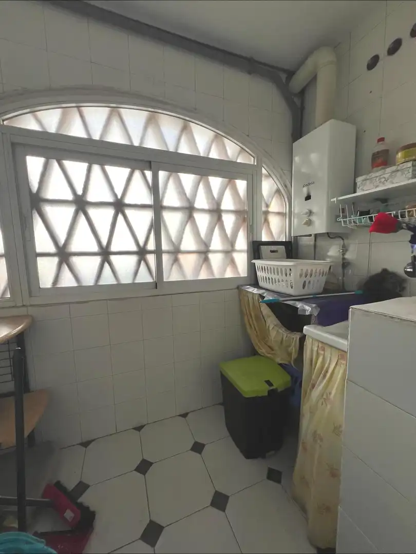 Cuina de Casa adosada en venda en Fuengirola amb Aire condicionat, Jardí privat i Terrassa