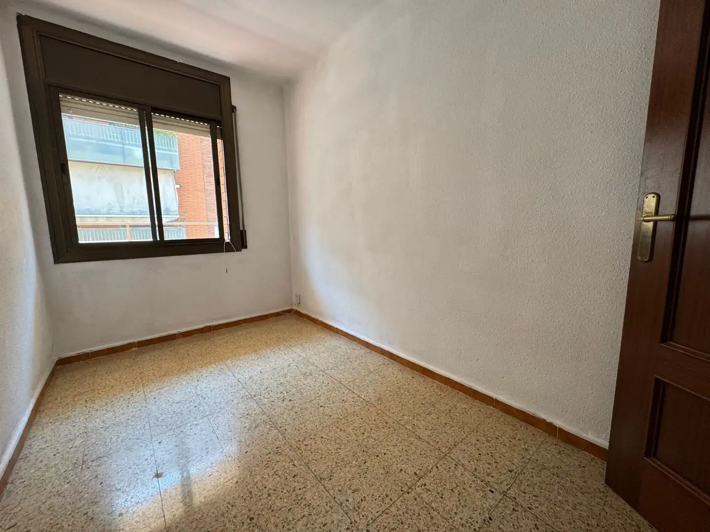 Habitación de Piso en venta en Cerdanyola del Vallès con Horno y Balcón
