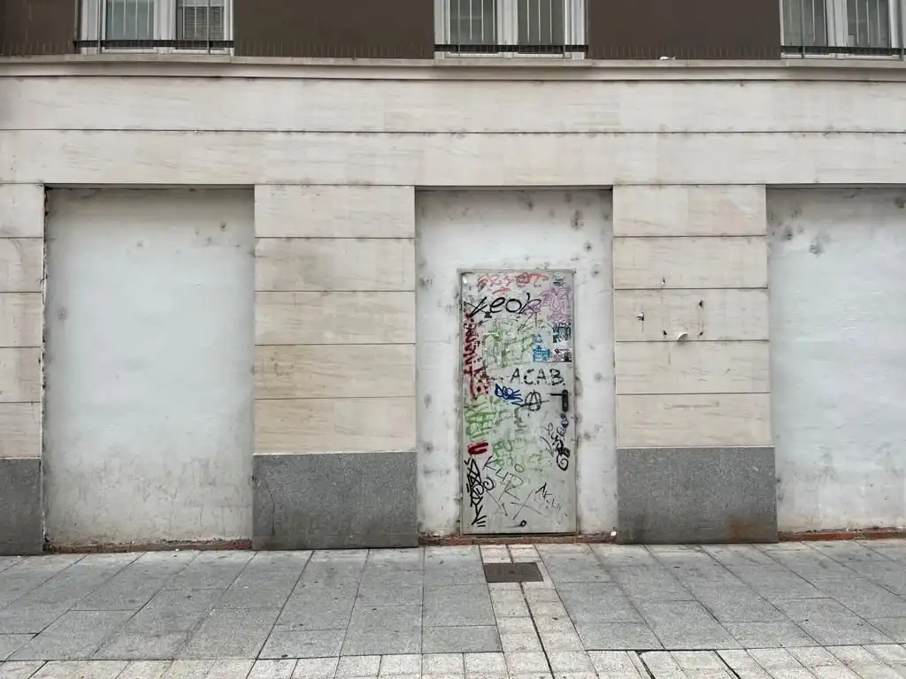 Exterior view of Commercial properties for sale in Burgos
