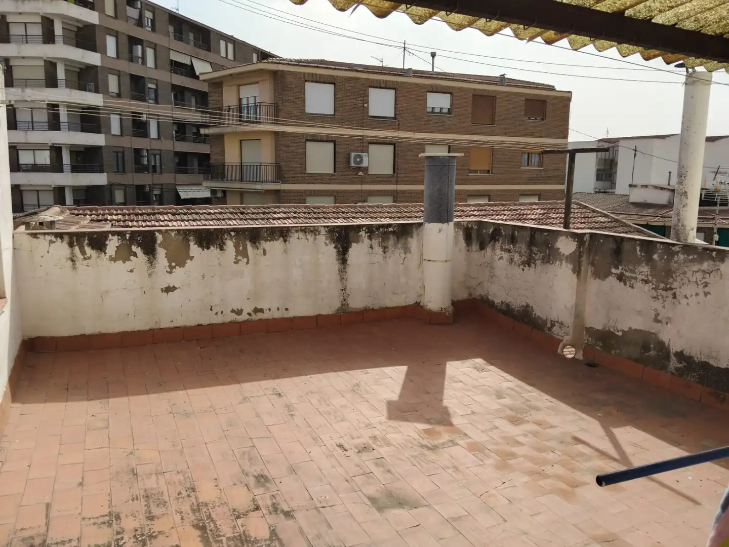 Terraced house with terrace for sale in Carrer Cervantes 71, imagen 4