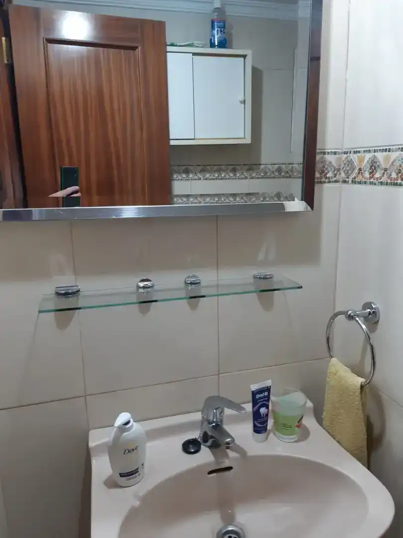 Baño de Piso para compartir en L'Olivereta