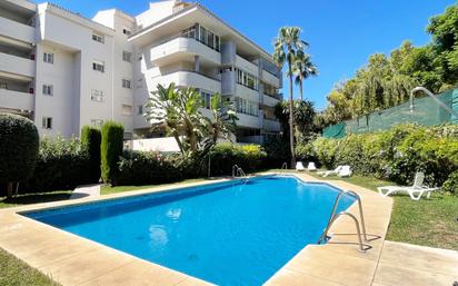 Vista exterior de Pis en venda en Fuengirola amb Aire condicionat i Piscina