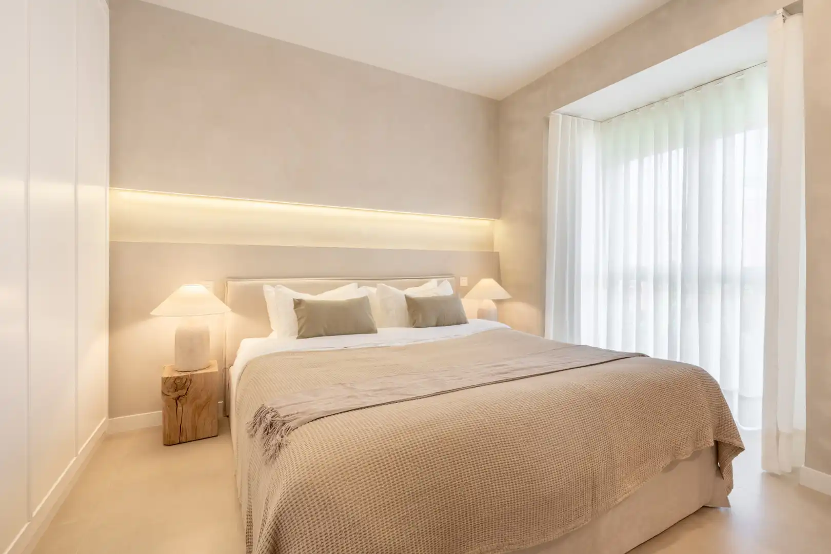 Bedroom of Detached homes for sale in Marbella  with Air Conditioner, Heating and Private garden
