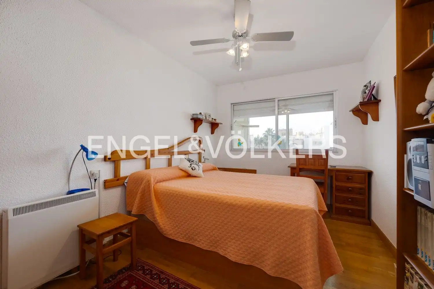 Bedroom of Flat for sale in Torrevieja  with Air Conditioner, Heating and Private garden