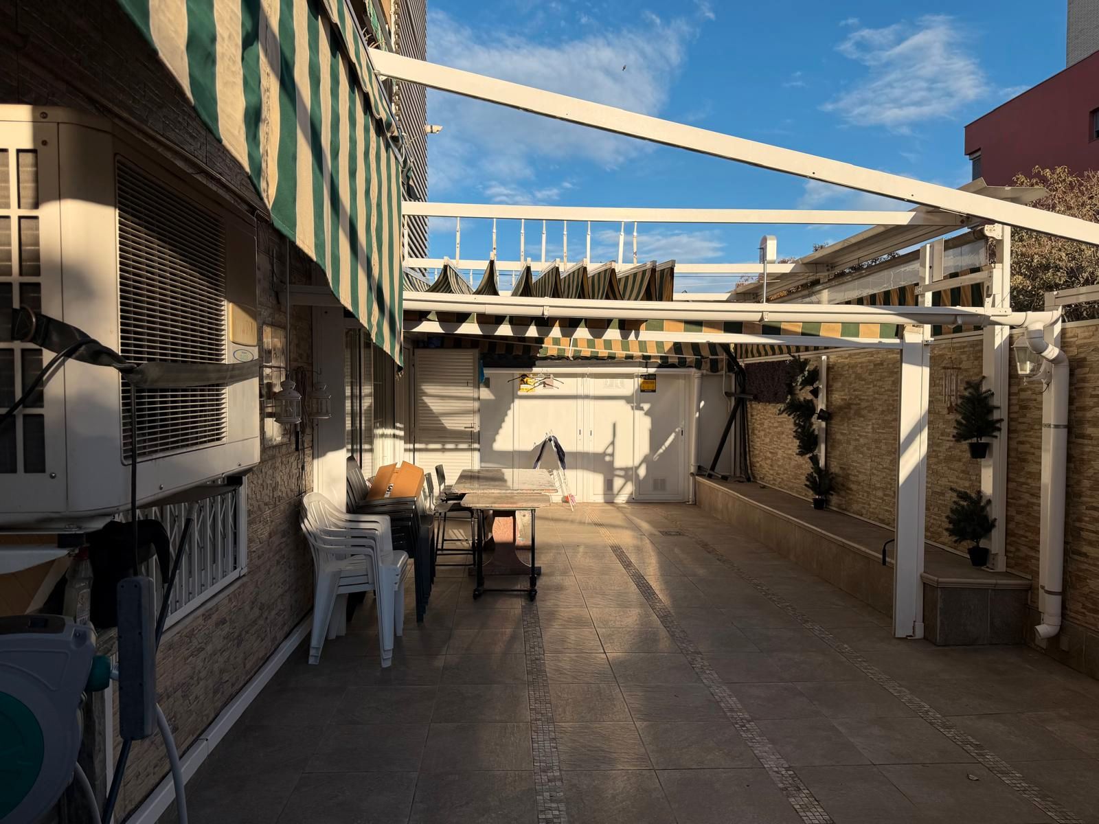 Terrace of Planta baja for sale in Barberà del Vallès  with Air Conditioner, Heating and Parquet flooring