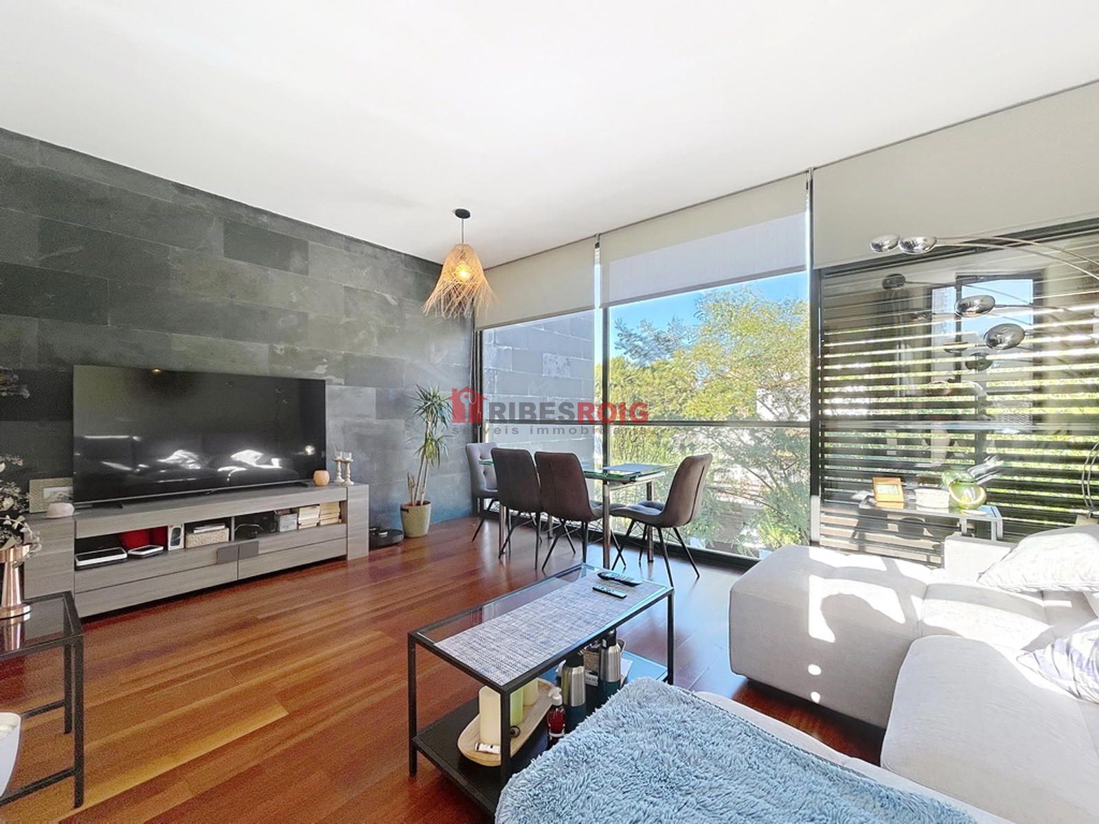 Vista exterior de Àtic en venda en Sant Pere de Ribes amb Aire condicionat, Calefacció i Terrassa