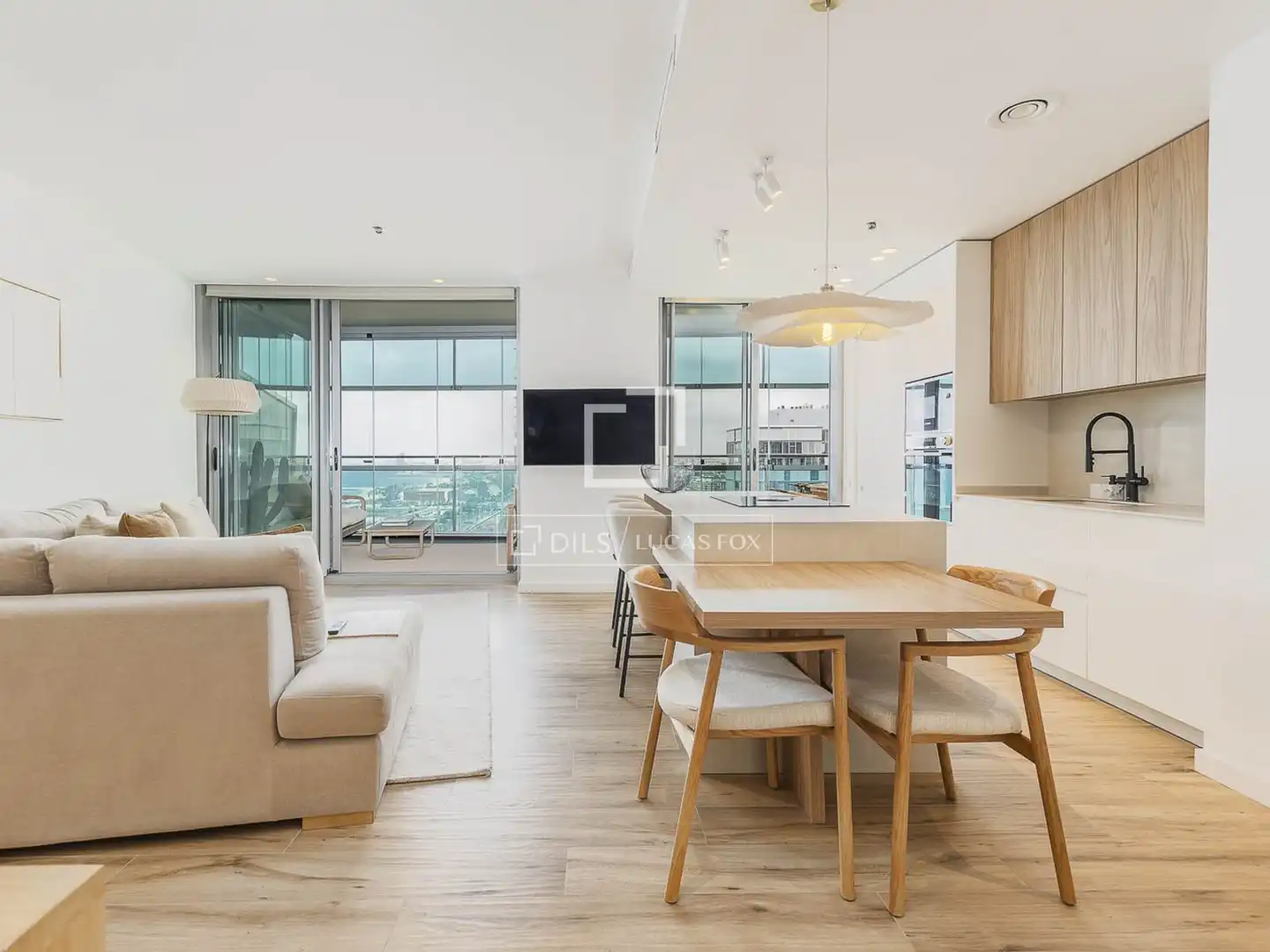 Sala de estar de Piso en venta en Barcelona con Aire acondicionado, Calefacción y Parquet