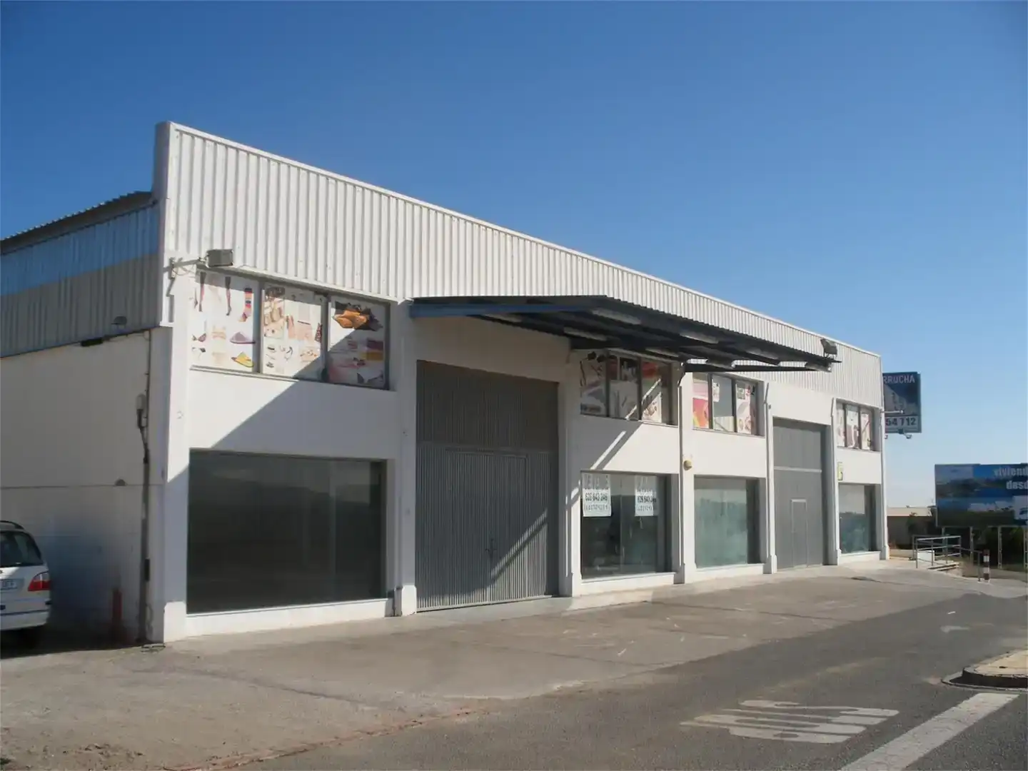 Industrial buildings for sale in Vera