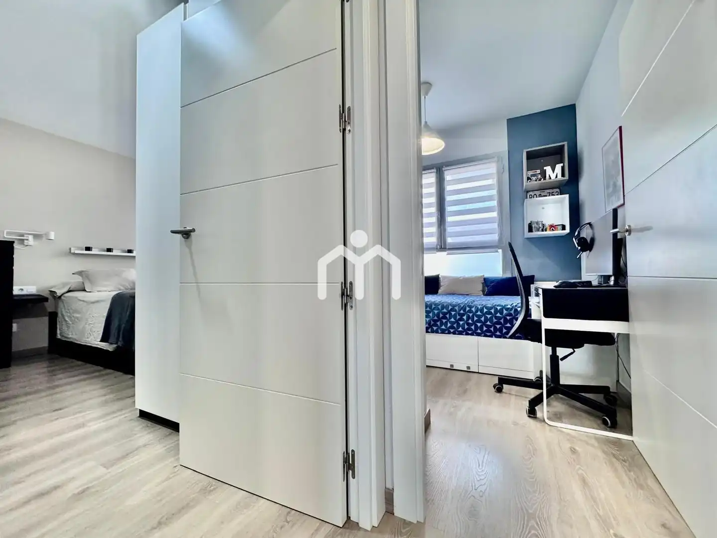 Bedroom of Flat for sale in Badalona  with Air Conditioner, Heating and Parquet flooring