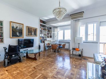 Wohnung mit Aufzug zum Verkauf in Chamberí