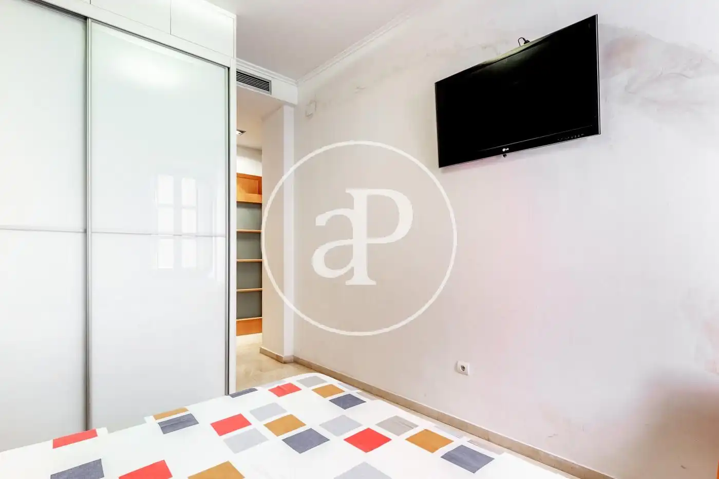 Habitación de Piso en venta en Valencia con Aire acondicionado, Calefacción y Balcón