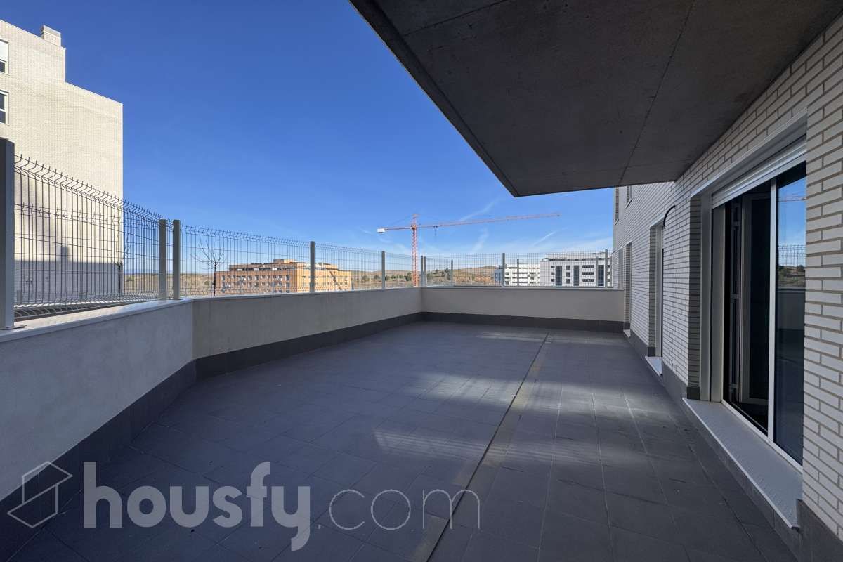Terraza de Piso de alquiler en Guadalajara Capital con Calefacción, Terraza y Trastero