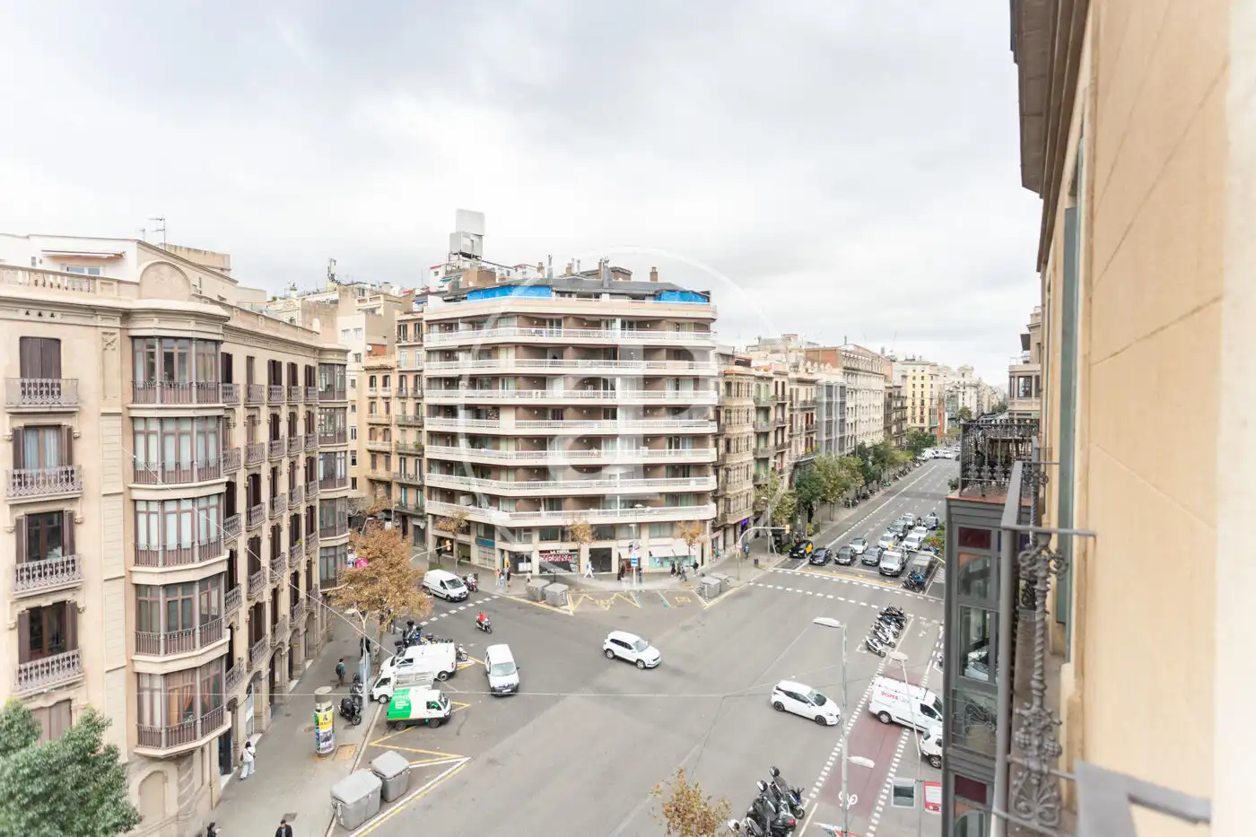 Pis de lloguer a Carrer de Balmes, L'Antiga Esquerra de l'Eixample