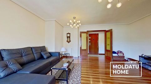 Foto 3 de Piso en venta en Zumalakarregi, Burtzeña, Barakaldo