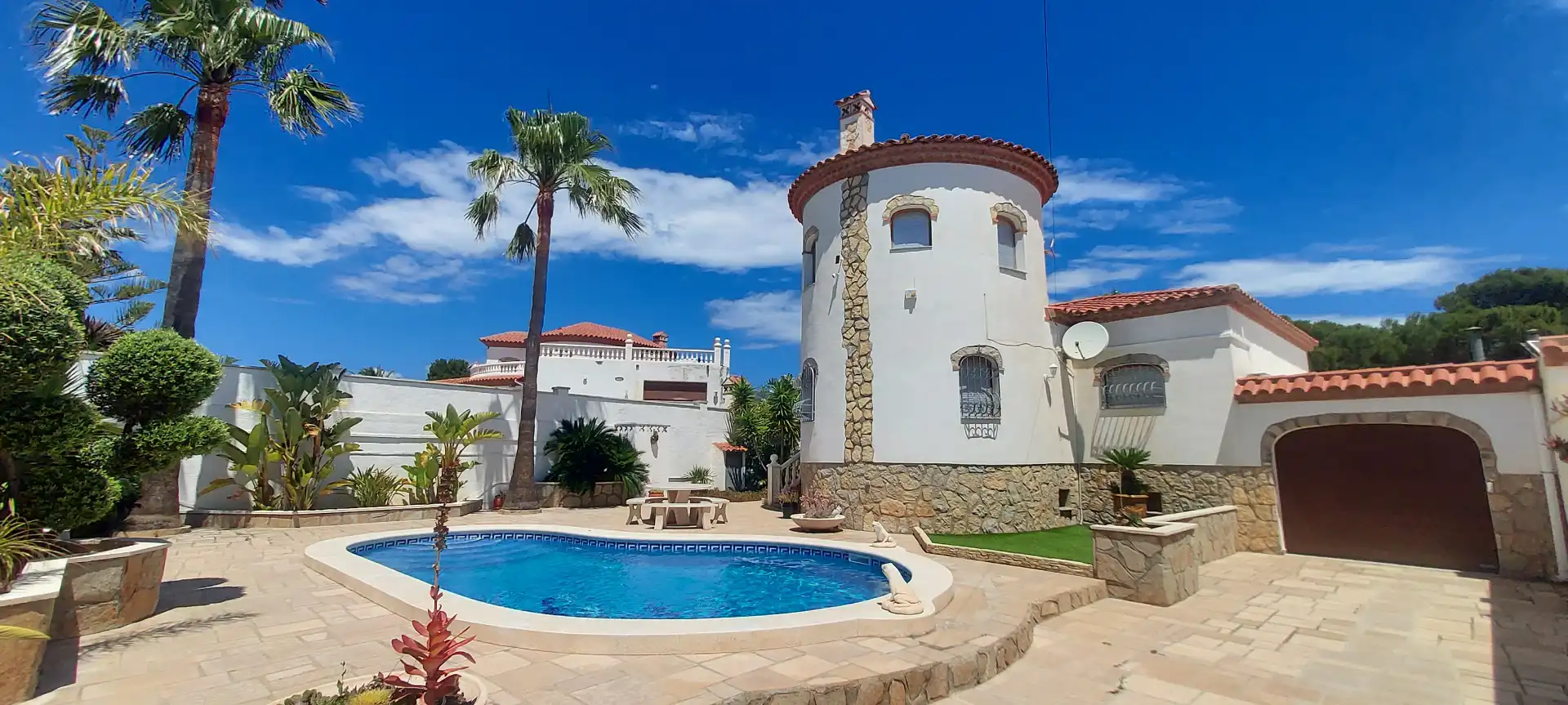 Villa avec piscine à vendre à Miami Platja