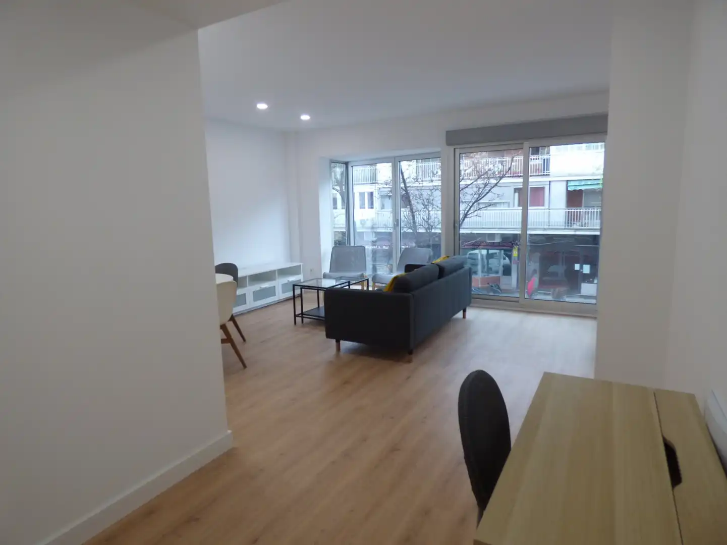 Sala de estar de Piso de alquiler en Madrid con Aire acondicionado, Calefacción y Trastero
