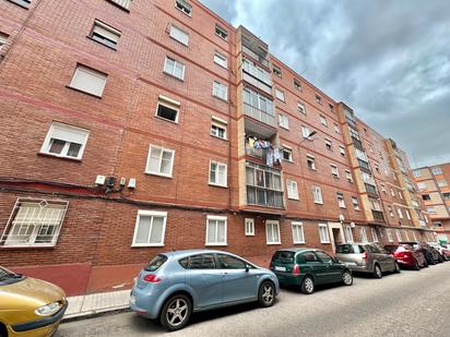 Exterior view of Flat for sale in Valladolid Capital  with Balcony